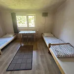 Jablon W Ogrodzie Homestay